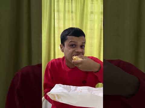 ₹40Rs Puffs Challenge!!🍘 How Many Times I Bited??🧐 #youtubeshorts #food  #challenge