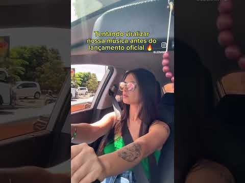 Vem aí. Acende um isqueiro