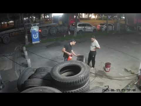 Tire explodes and nearly hits man in Guangdong, China