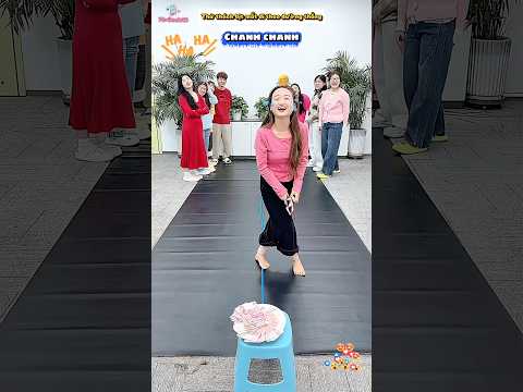 Thử thách đi thẳng nhận tiền thưởng 💵💰 ai sẽ có thể nhận được #shorts #short #funny #giaitri