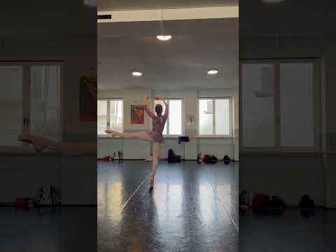 Let's practice some ballet turns by Intermezzo Ambassador Paloma Bonnim