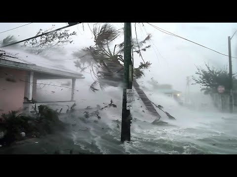 Cyclone Storm Make Landfall in Bangladesh: Hurricane, Flooding, Heavy Rain & Thunder Sounds to Sleep