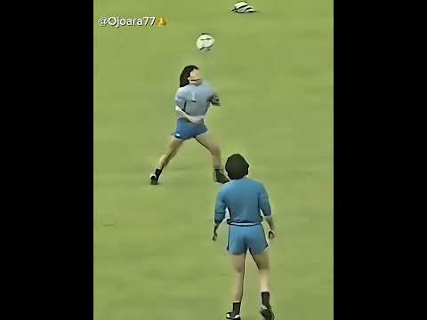 Pura elegância R10 e Maradona 🔥#football #skills #futbol