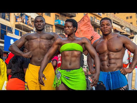 Bodybuilders on street reactions