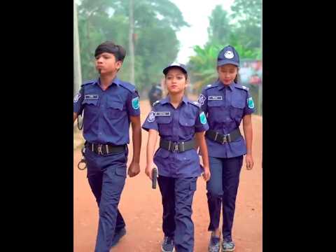 জেলখানাতে যাইয়া দেখি পুলিশ পাগল--