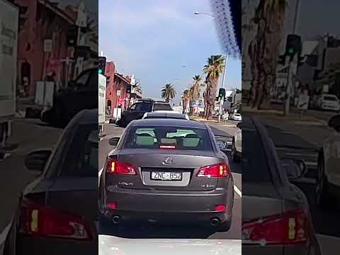 Angry driver messes with the wrong rider