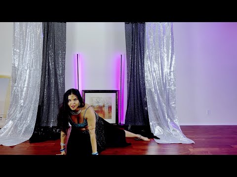 Jugnu Ki Payal Bandhi Hai | Bollywood Item Song Dance | Shanelle Bell