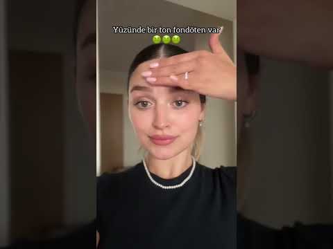 Yüzünde Bir Ton Fondöten Var 🤢