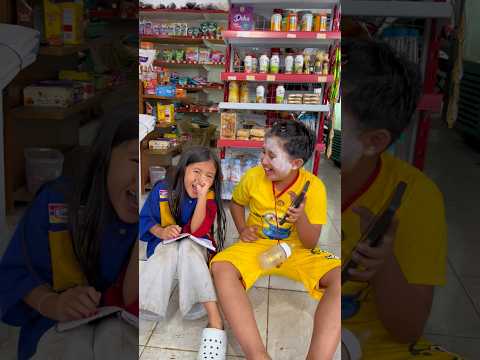 Kakak Hanum Pura-Pura Ketawa ๐