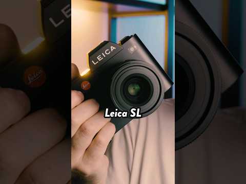 This Mirrorless Camera Is GOD TIER! 📸😮