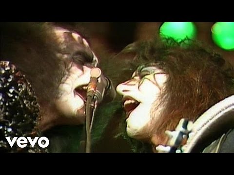 Kiss - I Was Made For Lovin' You (Live From Inner Sanctum)