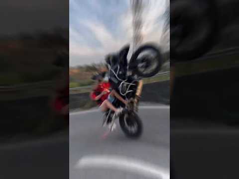 BMW role de moto #grau #moto #puxoucortoueraspou #244