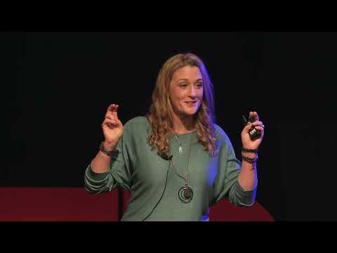 Efek Domino dari Kerentanan | Christine Mullaney | TEDxSheffieldHallamUniversity