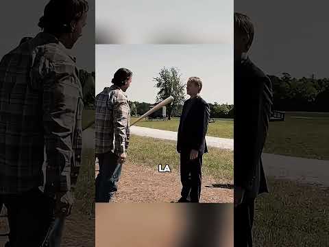 One Man vs 12 Thugs ¿Quién es el verdadero jefe?