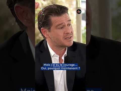 Julien Dassin, fils cadet de Joe Dassin, explore sa vie à travers un livre.