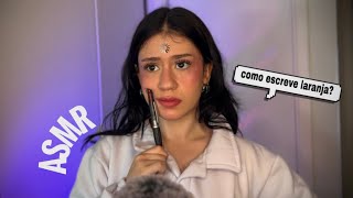 ASMR A GAROTA MUITO BURRA FALA COM VOCÊ