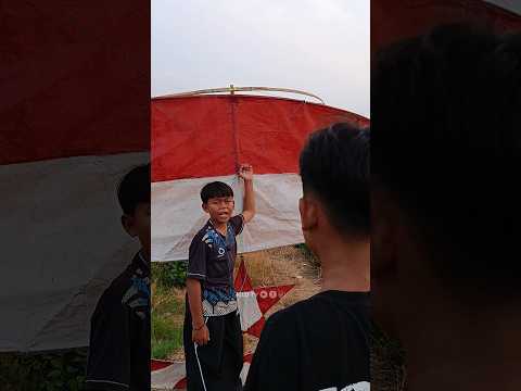 Layangan pemburu badai #layangan #shorts