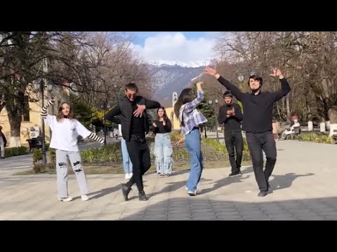 Девушки Танцуют Супер Гогия Чеченская Лезгинка 2024 ALISHKA Gogia Lezginka Chechen Dance Zaqatala