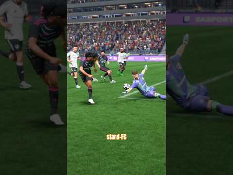 ⚽️Ronaldinho's skills #shorts #FC24 #ロナウジーニョ #football #skill #soccer #games #gaming #ronaldinho