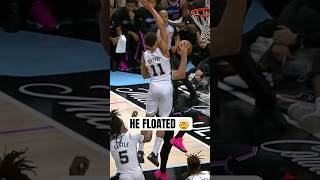 Carter Bryant was levitating for the block 😮