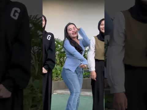 👩🏼: “ beeeee🐐🐐” malah di luar nurul😭🤣 #QgunGalyas