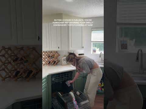 buying a house isn’t always fun… #funny #broken #newhome #dishwasher #cleaning