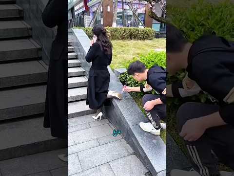 😱👟 صوفيا والحذاء العالق إلى الأبد! 😂🩹