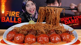 PEDAS LVL2! 🔥 MUKBANG MIE KAMPUA SARAWAK WITH BEBOLA LEKOR TERENGGANU | ASMR MALAY