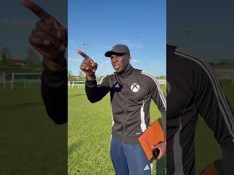 Détection le brésilien #shoorts #football #foot #coaching #humour #shoortvideo #brésil
