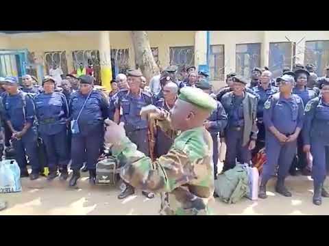 VIDEO🚨I BUKAVU REBA UKO FARDC NABAPOLISI BAKOMEYE BAMANIKIYE AMABOKO M23🔥