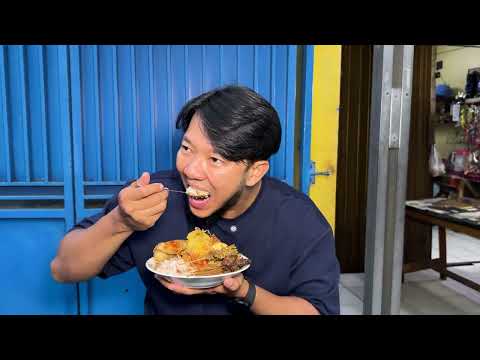 NASI UDUK 6 RIBU, GORENGAN MASIH SERIBUAN LAUKNYA BANYAK PORSI BRUTAL !!