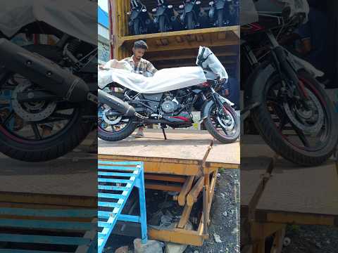 2025 BAJAJ PULSAR 220F UNBOXED 🔥!! ALL NEW PULSAR 220F NEW MODEL LUNCHED✅ !! #bajaj #pulsur #220f