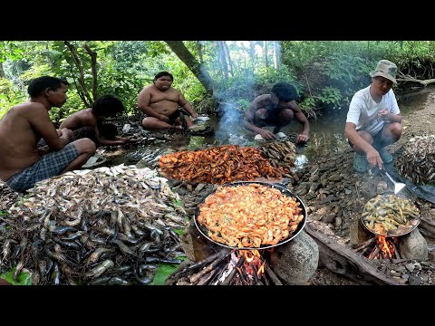 Surviving 12 Hours in Mid Jungle Wild Prawn Fish Hunting Catching and Cooking Survival Challenge