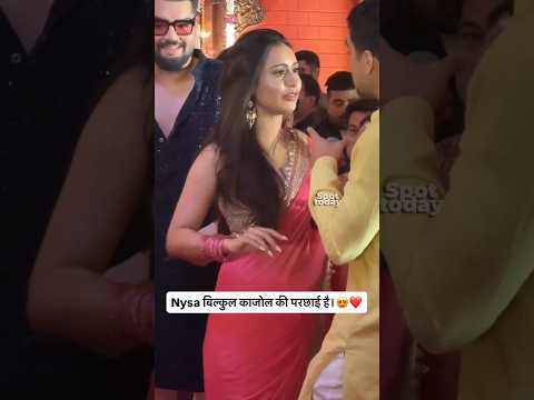 Nayesha Devgan😘 hot🔥 Durga Puja Suhana khan✨️ Nice looking 4k whatsapp status #asmr