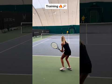 Entrenamiento indoor con @ksenia.efremova.tennis en IG 🔥🎾 #tennis #tenis #tennisplayer #tennislife