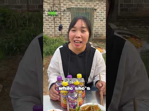Heartwarming Moment: Boy Defends Grandma During Family Meal💗 #kindness #heartwarming #family