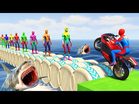 الأبطال الخارقين على القضبان دوامة قمع جسر - SPIDER-MAN on Motorcycle in Spiral Bridge Stunt Ride!