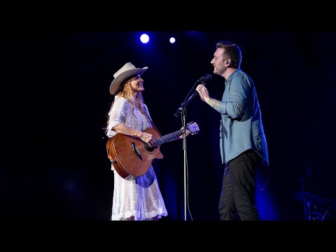 Jewel - Chime Bells (The Yodeling Song) feat. Matt Mathews (Live in Rogers, AR)