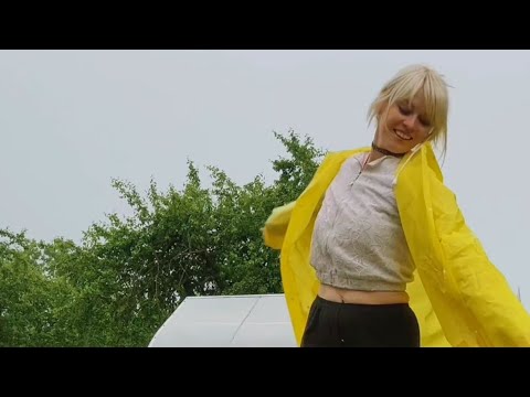 А дождь идёт🌦️
