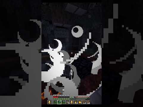 Me encontre esta criatura en el BOSQUE PALIDO  #minecraft
