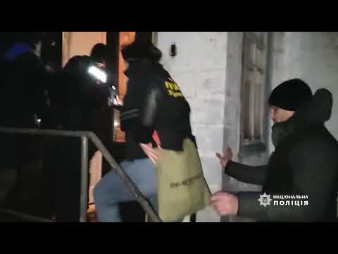 На Дніпропетровщині поліцейські затримали організовану злочинну групу збувачів метадону