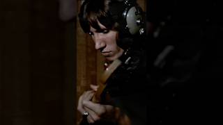 When the bass hits you in the feels #PinkFloyd