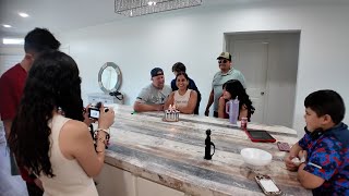 TODOS JUNTOS EN FAMILIA 🙏FESTEJANDO A LOS CUMPLEAÑEROS 🎂🤭 MI MAMÁ 🧓 PREPARA EL POZOLE 😋🥘 