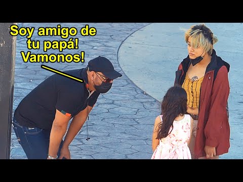 Dejarías ir a una niña perdida con un desconocido? | Experimento Social - Bufones.net