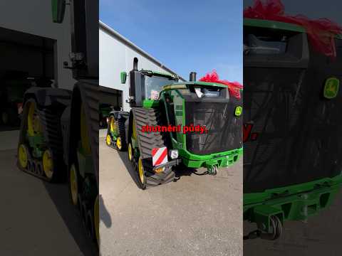 První Čech si pořídil nejvýkonnější sériově vyráběný traktor na světě #johndeere #viralshort