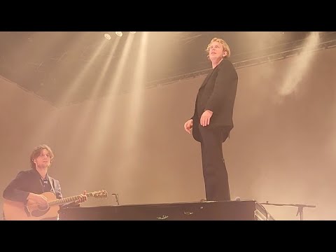 Tom Odell - Money + Concrete (Budapest 2022)