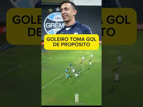 GOLAÇO TOMADO DE PROPÓSITO #futebol