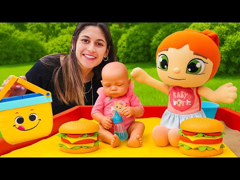 Lili ve Ela'nın keyifli hazırlıkları: Ayşe'nin lezzetli sandviçleri! 🌞🥪 Yemek yapma oyunları.