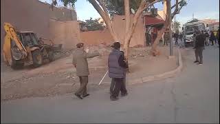 السلطات المحليه تحرر الملك العام ..مكان عبارة عن مراب بنيت فوقه قيسارية بطريقة فوضوية بوجدة