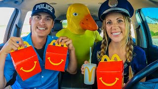 Police Surprises Rubber Ducky and Puppy with Car Ride Chase!